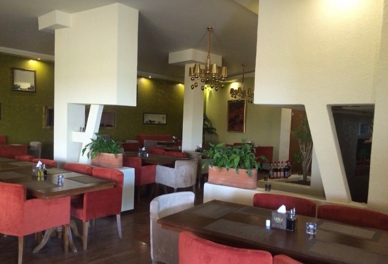 رستوران هتل آپارتمان الف محمودآباد